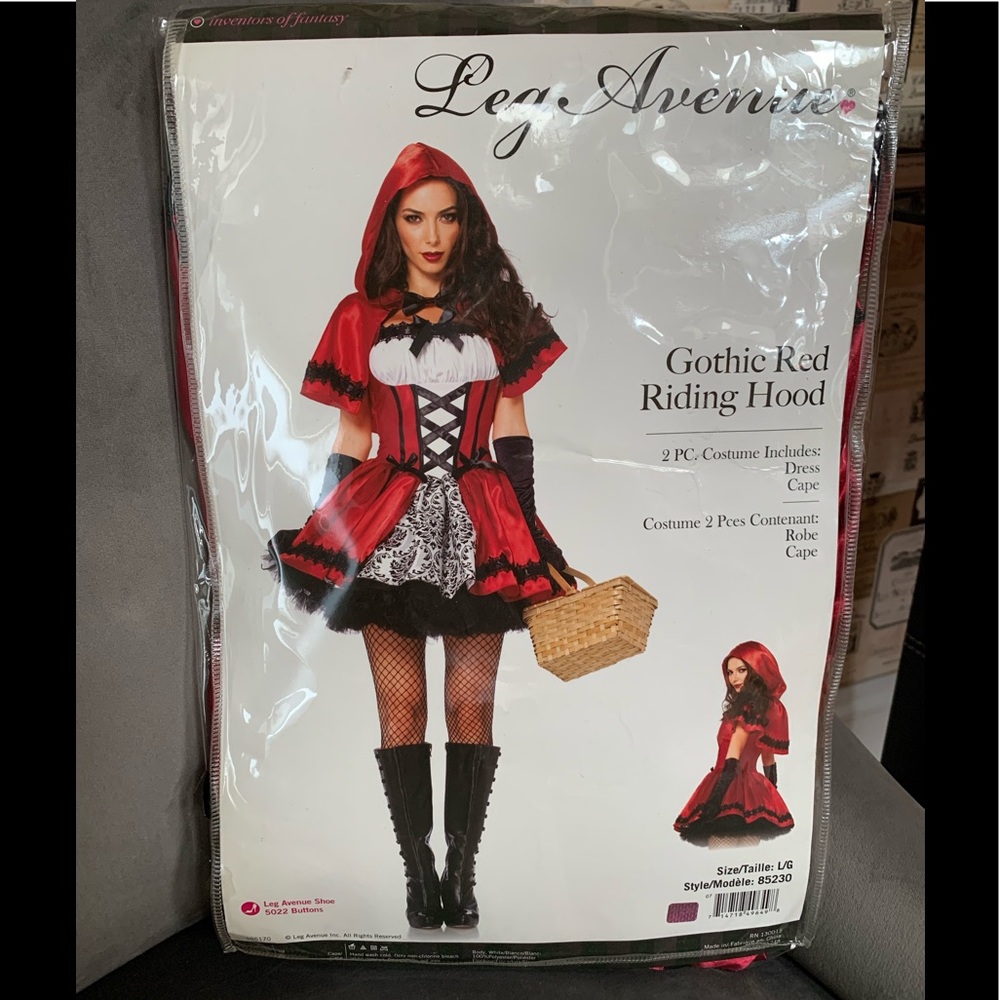 BRAND NEW HALLOWEEN COSTUME